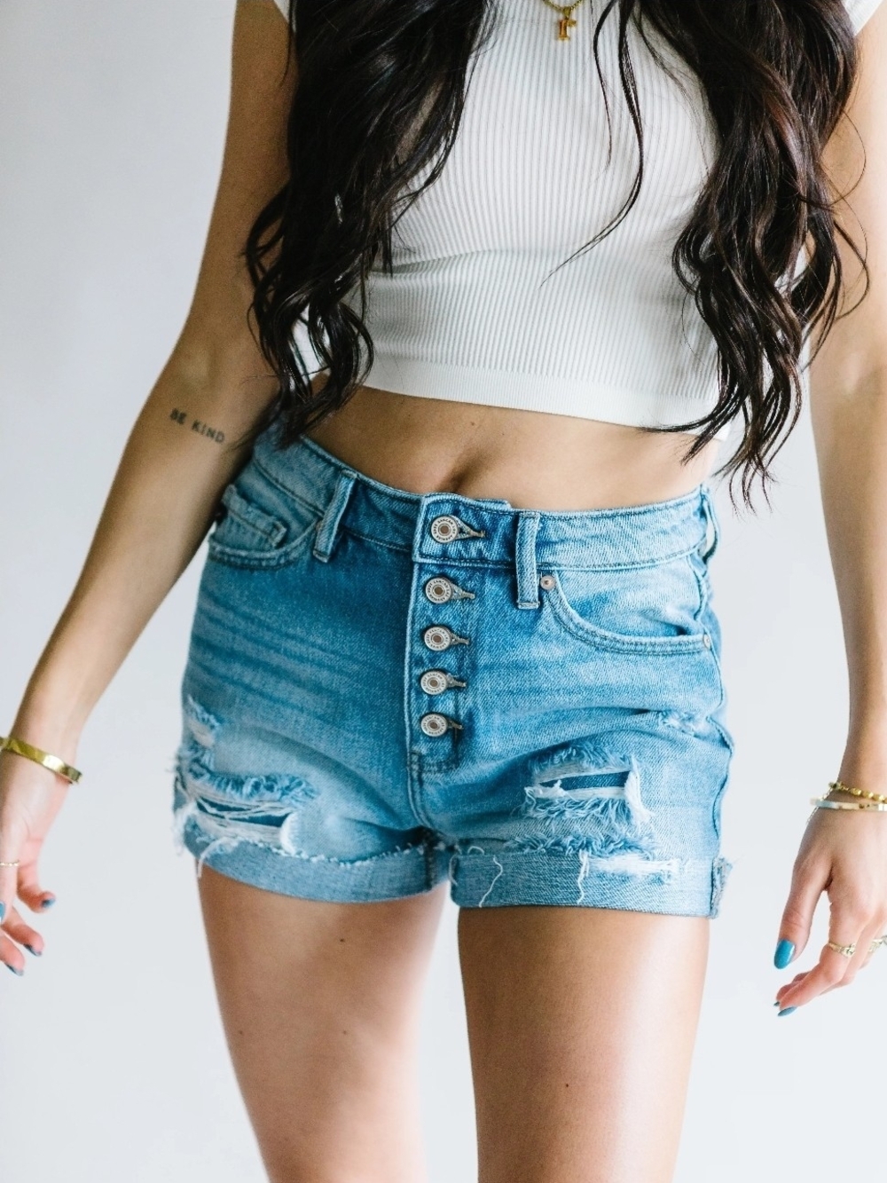 Altar'd State Women Juniors Distressed High Rise Denim Shorts Size 27/5